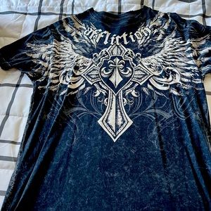 Men’s affliction xl t-shirt